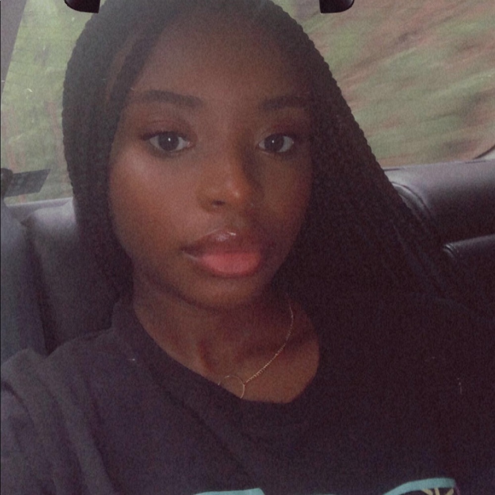 Meet your Posher, Tryphena